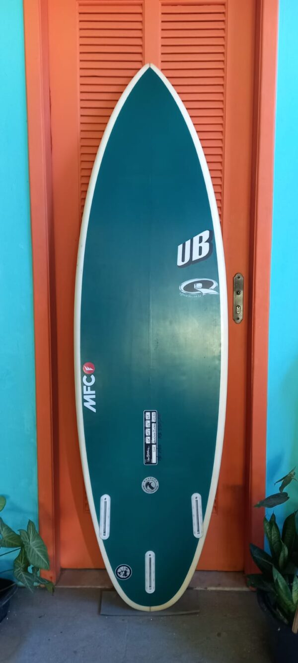 Prancha Surf UB 6'0" Seminova com Deck