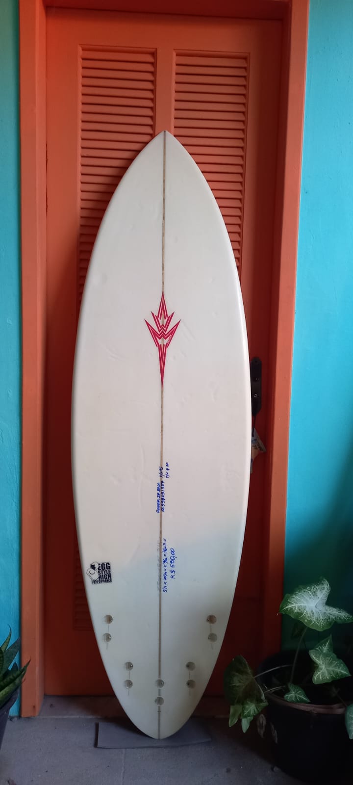 Prancha Surf 5'11" Wetwork Seminova Egg Style High Performance com Deck