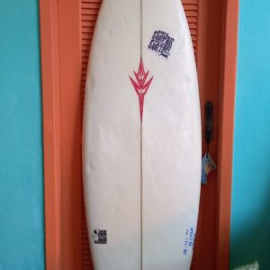 Prancha Surf 5'11" Wetwork Seminova Egg Style High Performance com Deck