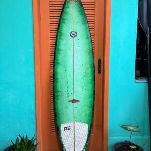 Prancha Surf 6'2" RM Seminova com Deck e Quilhas