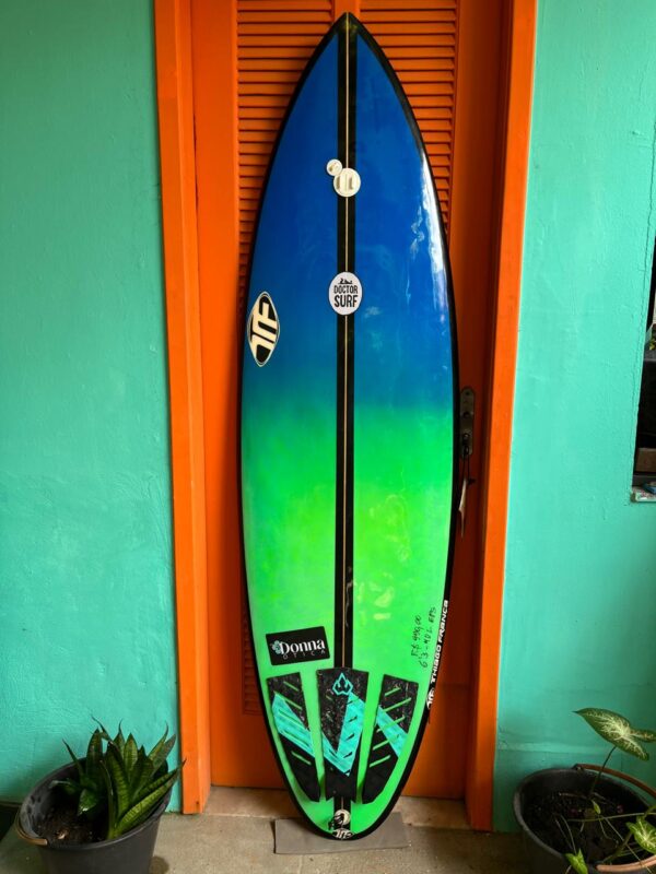 Prancha Surf 6'3" TF Seminova com Deck