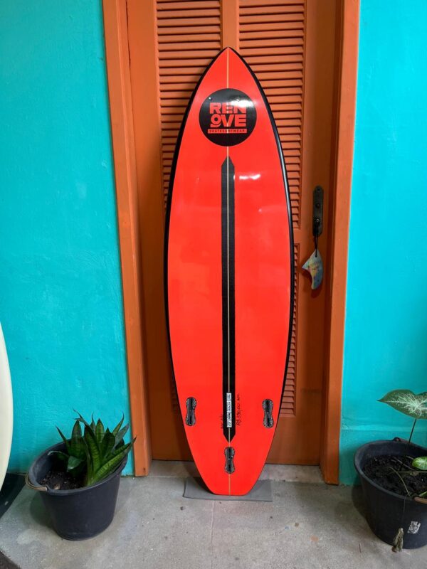 Prancha Surf 5'3" Renove Seminova com Deck