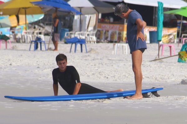 Escola de Surf Ribas Surf School