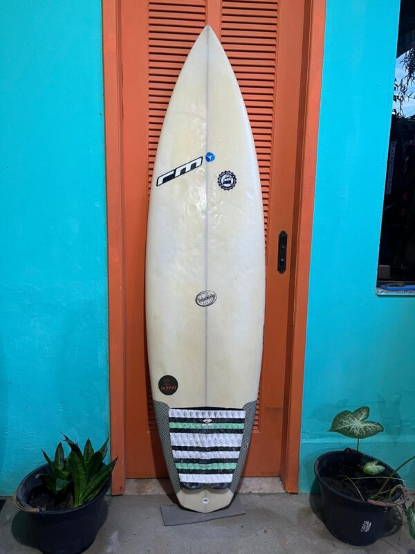 Prancha Surf 6'2" RM Seminova com Deck