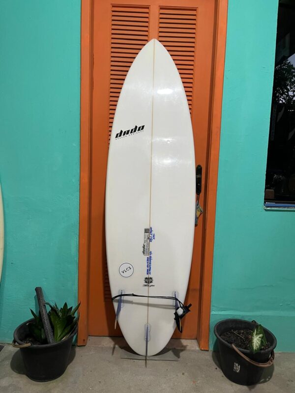 Prancha Surf Dado 6'1" Seminova com Quilhas e Deck