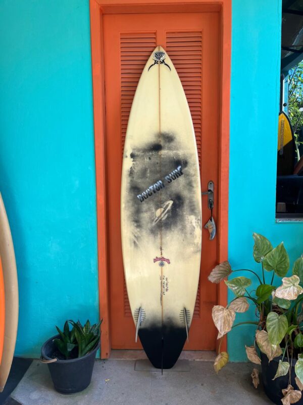 Prancha Surf RM 6'5" Seminova com Quilhas e Deck