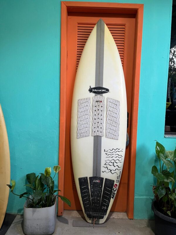 Prancha SUPWave Pastor 6'7" Seminova com Deck