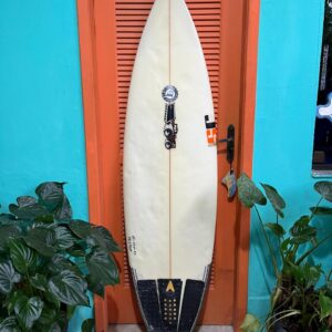 Prancha Surf JS 6'0" Seminova com Deck