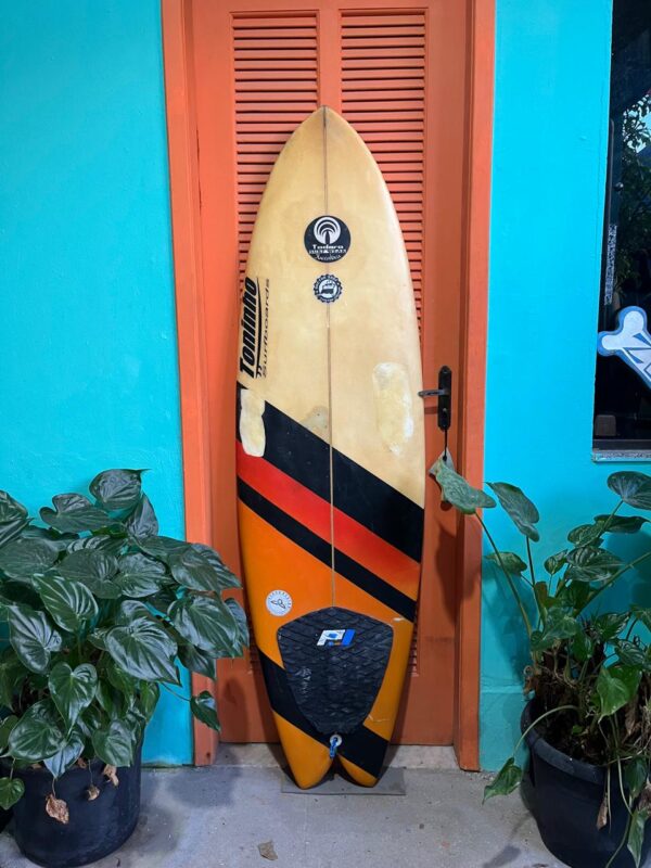 Prancha Surf 5'11" Toninho Seminova com Deck e Quilhas