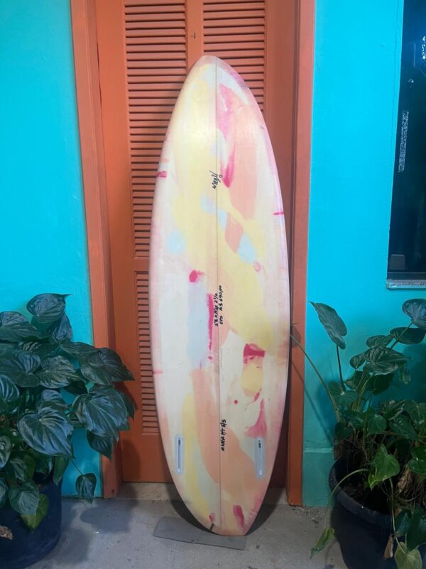 Prancha Surf Asimétrica 5'8" Maze Seminova