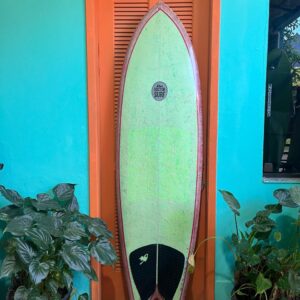 Prancha Surf Fish 6'5" Clássica Seminova com Deck