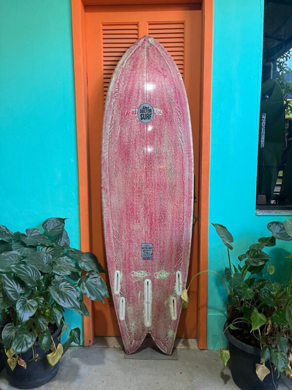 Prancha Surf Fish 6'5" Clássica Seminova com Deck