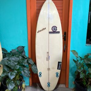Prancha Surf Dado 5'8" Seminova com Deck