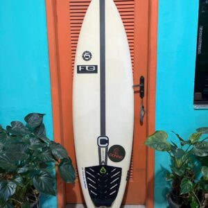 Prancha Surf Concept 5'9" Seminova com Deck