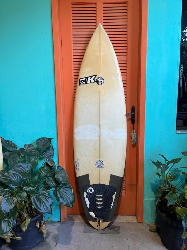 Prancha Surf Index Krown 6' Seminova com Deck