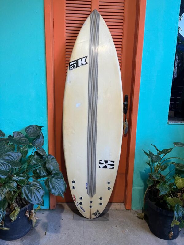 Prancha Surf Index Krown 6' Seminova com Deck