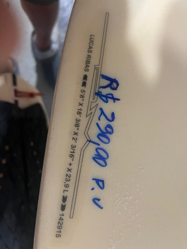 Prancha Surf RM 5'8" Victor Ribas Seminova com Deck