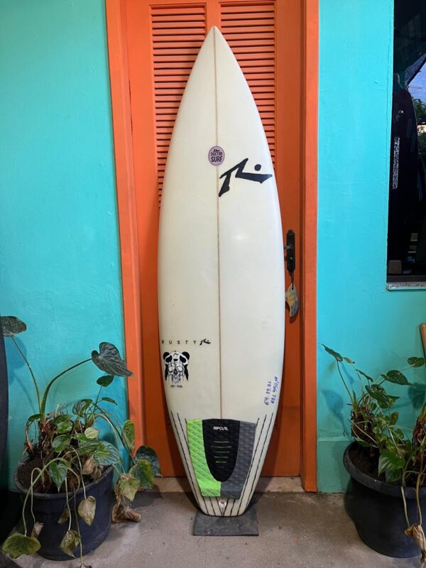 Prancha Surf Rusty 6'4" Panda Seminova com Deck