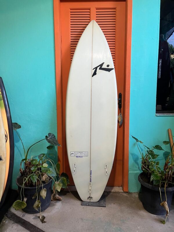 Prancha Surf Rusty 6'4" Panda Seminova com Deck