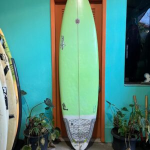 Prancha Surf 7'8" Hennek Seminova com Deck