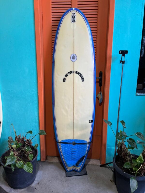 Prancha Surf 5'9" HB Baby Fun Seminova com Deck, Leash e Quilhas