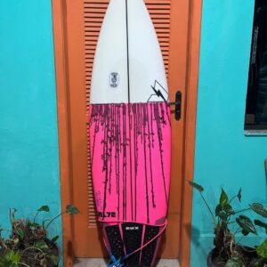 Prancha Surf Voltz 5'9" Seminova com Deck, Quilhas e Leash
