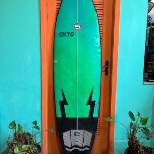 Prancha Surf 6'3" CKTO Seminova com Deck e Quilhas