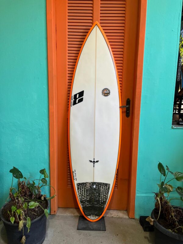 Prancha Surf 5'9" Ed Go Seminova com Deck