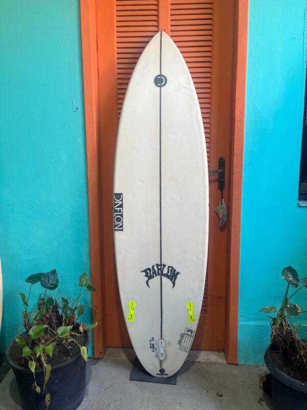 Prancha Surf 5'9" Daflon Seminova com Deck