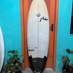 Prancha Surf Rusty 5'10" Seminova com Deck