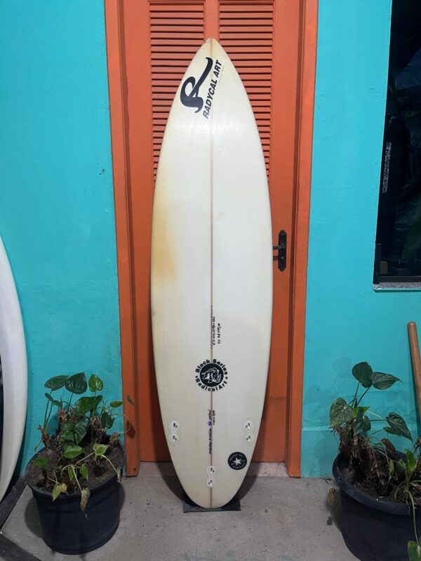 Prancha Surf 6'2" Radycal Art Seminova
