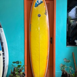Prancha Surf Cyclone 7'2" Seminova com Quilhas