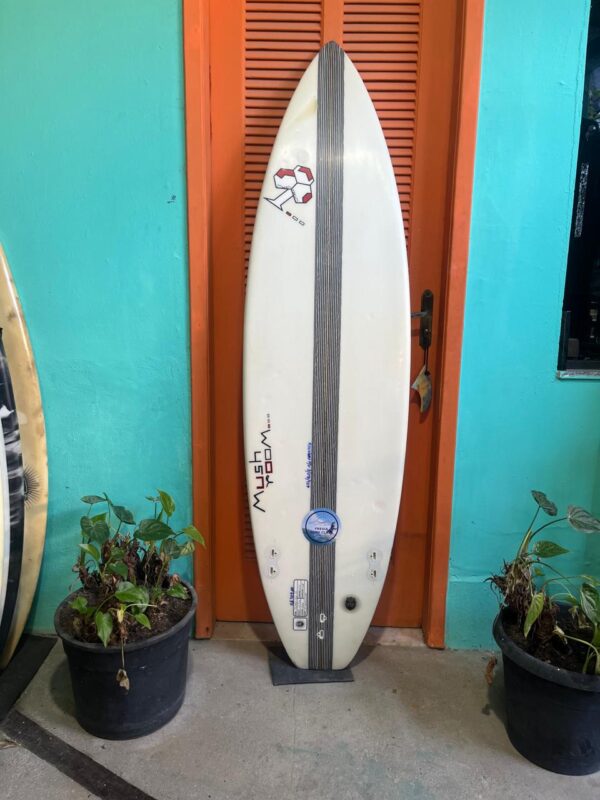 Prancha Surf 5'11" Mush Room Seminova
