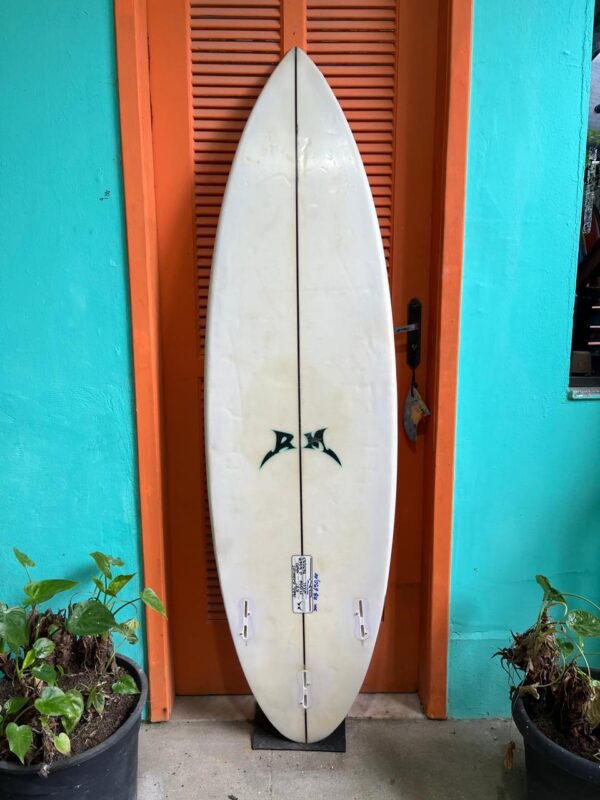 Prancha Surf RM 5'8" Seminova com Deck