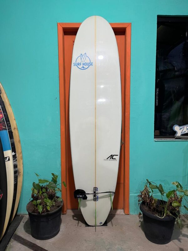 Prancha Surf Funboard AC 7'6" Seminova com Deck, Quilhas e Leash