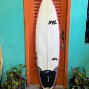 Prancha Surf MK 5'10" Seminova com Deck e Quilhas