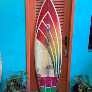 Prancha Surf RM 5'10" Seminova com Deck