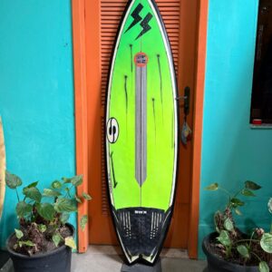 Prancha Surf 5'9" Sergio Filho Seminova com Deck
