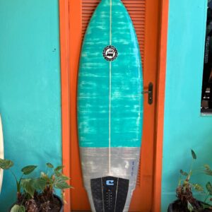 Prancha Surf DW-Turbo 5'11" Seminova com Deck