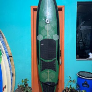 Prancha Surf 8'4" Ricardo Larica com Deck, Leash e Quilhas Seminova