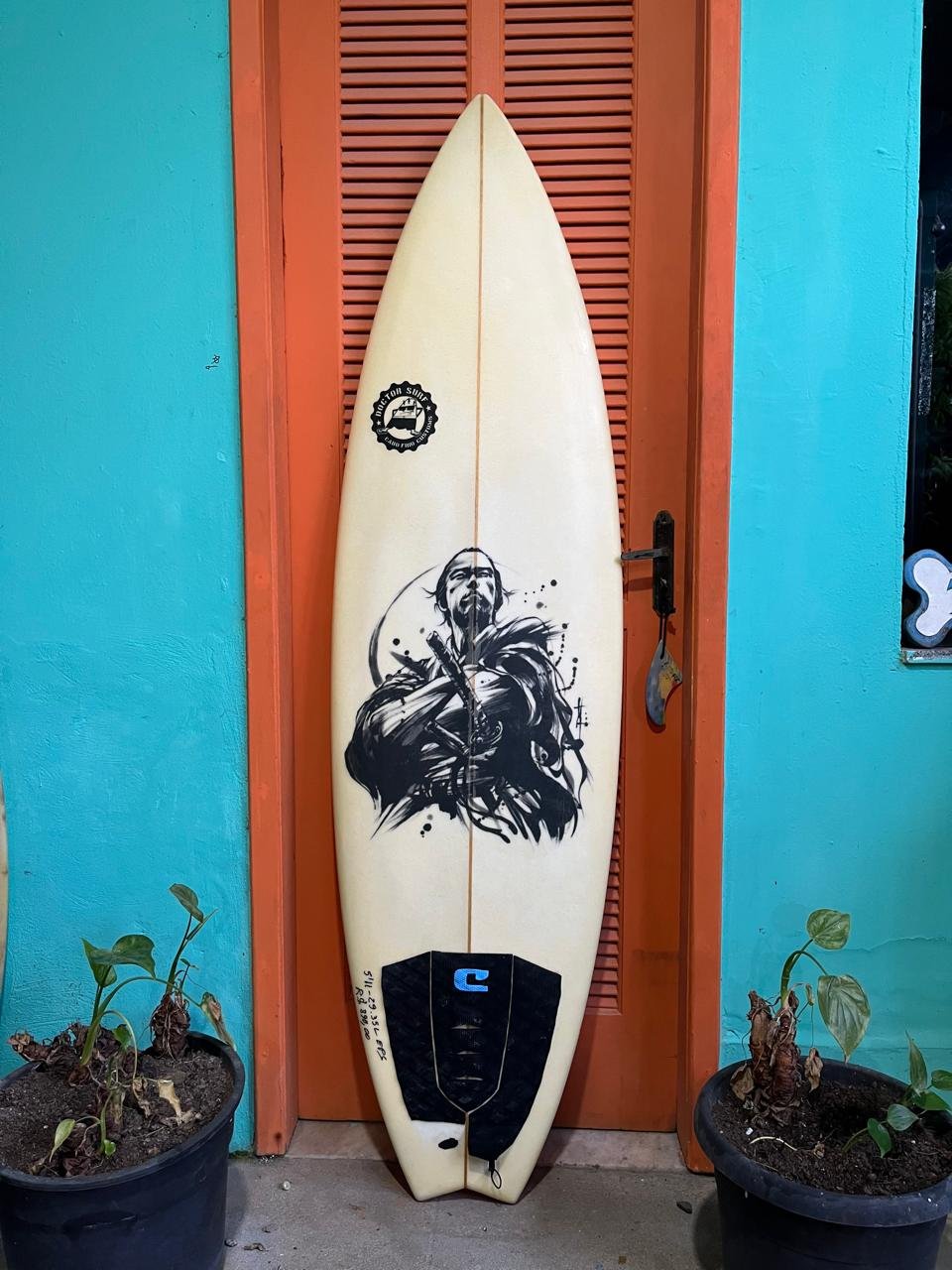 Prancha Surf 5'11" HT25 Felipe Toledo Masterizada Seminova com Deck