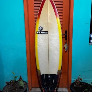 Prancha Surf Rodrigo Lima 5'9" Seminova com Quilhas e Deck