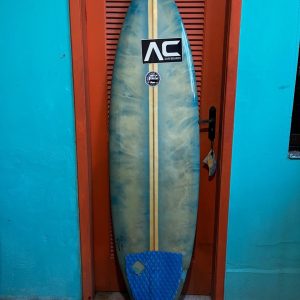 Prancha Sruf AC 5'10" Seminova com Deck