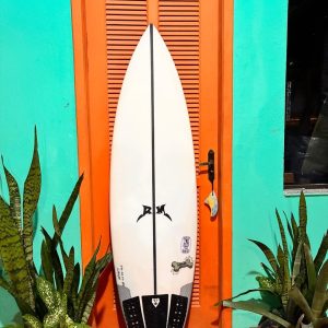 Prancha Surf RM 5'10" Snack Seminova com Deck