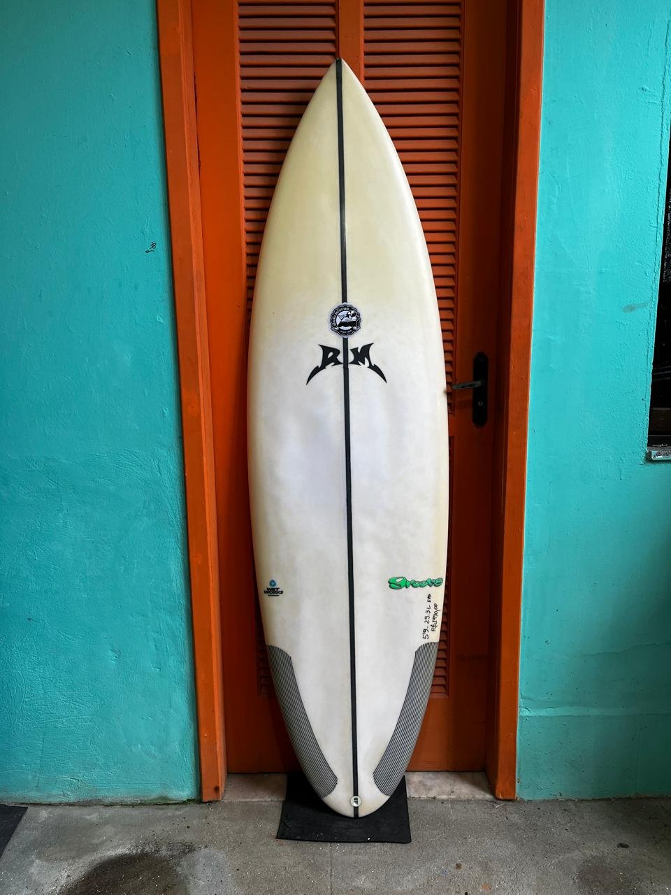 Prancha Surf RM 5'9" Seminova com Reforço de Carbono