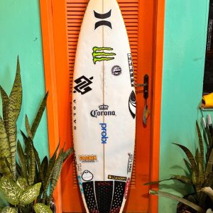 Prancha Surf Sharpeye 5'10" do Filipe Toledo com Deck